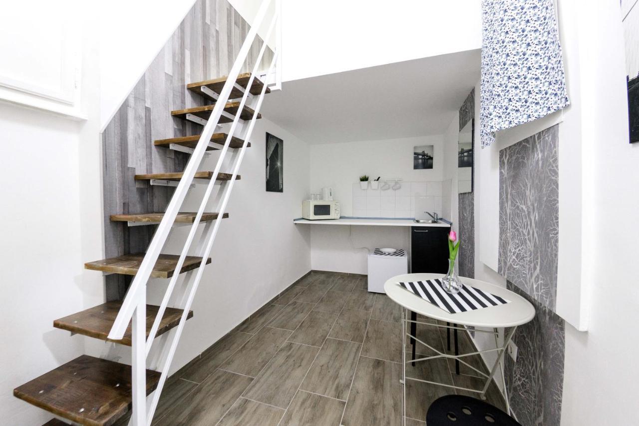 Rio'S Stylish Central Flats Budapest Zimmer foto